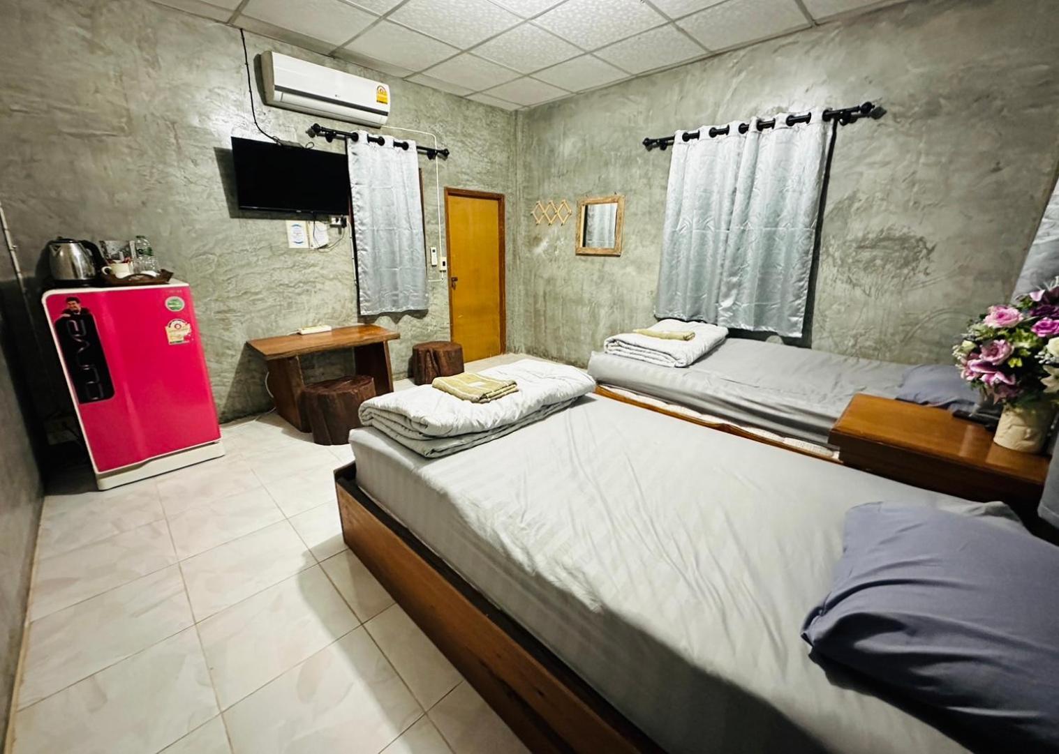 บ้านภทรพรรณ ขุนยวม แม่ฮ่องสอน Ban Pataraphan Khunyuam Maehongson Thailand Ban Khun Yuam Экстерьер фото